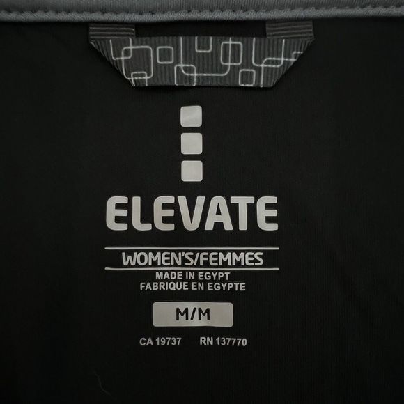 Elevate NINTENDO Women’s Medium Black 1/2 Zip Pullover Active Top Rare Game Fan - Picture 5 of 16